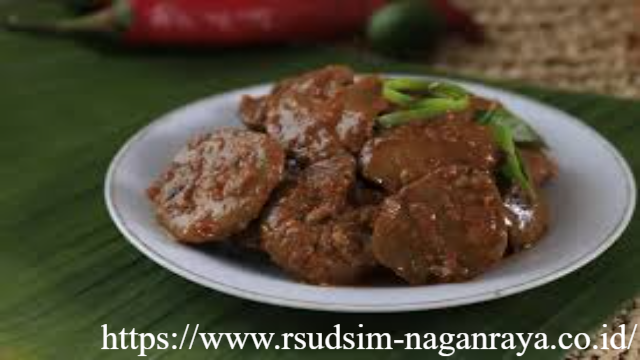 Semur Jengkol Khas Betawi: Lauk Makan Siang